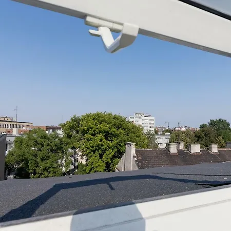 Mazowiecka By Renters Apartment
